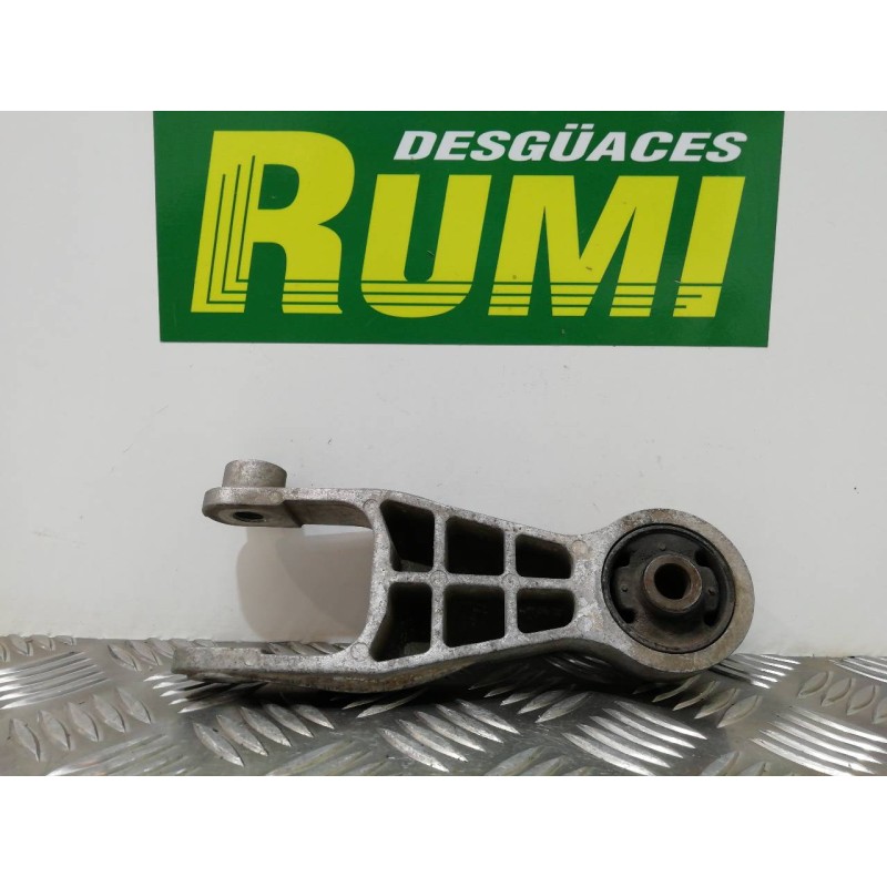 Recambio de soporte motor para opel corsa c club referencia OEM IAM 9227882  
