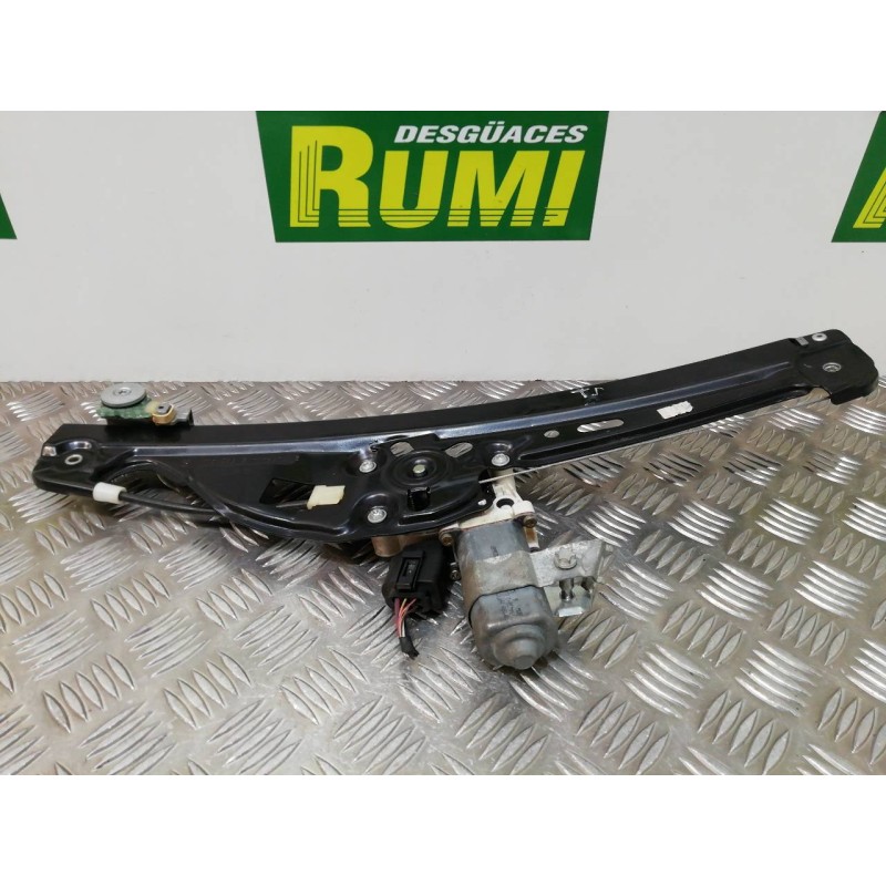 Recambio de elevalunas trasero derecho para bmw serie 5 berlina (e60) 520d referencia OEM IAM 7034388 7075674 7034388S , 7075674