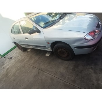 renault megane i fase 2 berlina (ba0) del año 2001