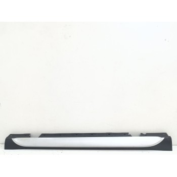 Recambio de faldon lateral para bmw x1 (e84) xdrive 23d referencia OEM IAM 51772990600  