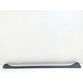 Recambio de faldon lateral para bmw x1 (e84) xdrive 23d referencia OEM IAM 51772990600  