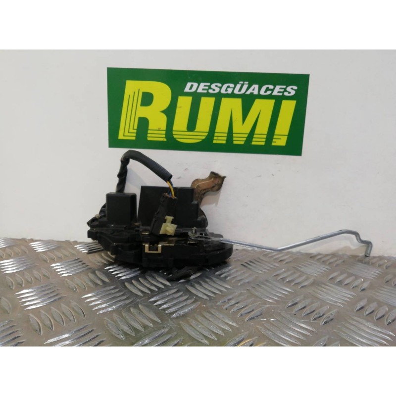 Recambio de cerradura puerta delantera izquierda para kia shuma 1.8 gs berlina portón referencia OEM IAM   