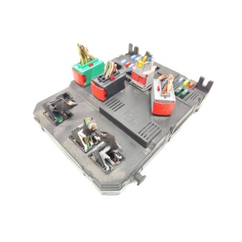 Recambio de caja reles / fusibles para citroën c3 1.4 hdi sx plus referencia OEM IAM 9652474380  