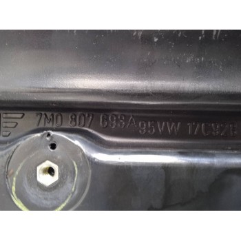 Recambio de refuerzo paragolpes delantero para seat alhambra (7v8) se referencia OEM IAM 7MO807693A  