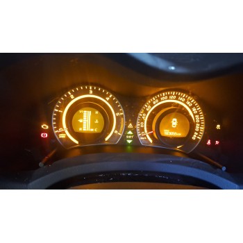 toyota auris del año 2008