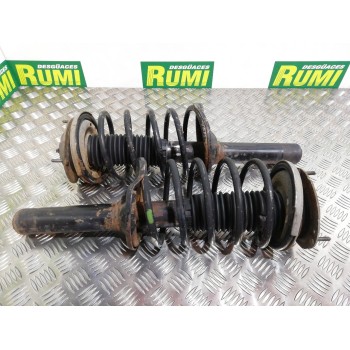 Recambio de juego amortiguadores delantero para peugeot 205 berlina 1.8 d generation referencia OEM IAM   