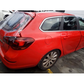 opel astra j sports tourer del año 2011