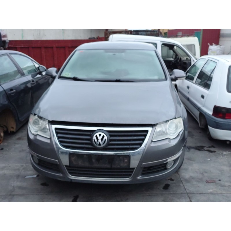 VOLKSWAGEN PASSAT BERLINA (3C2)