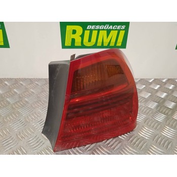 Recambio de piloto trasero derecho para bmw serie 3 berlina (e90) 320d referencia OEM IAM 6937458 276302, 276302R 