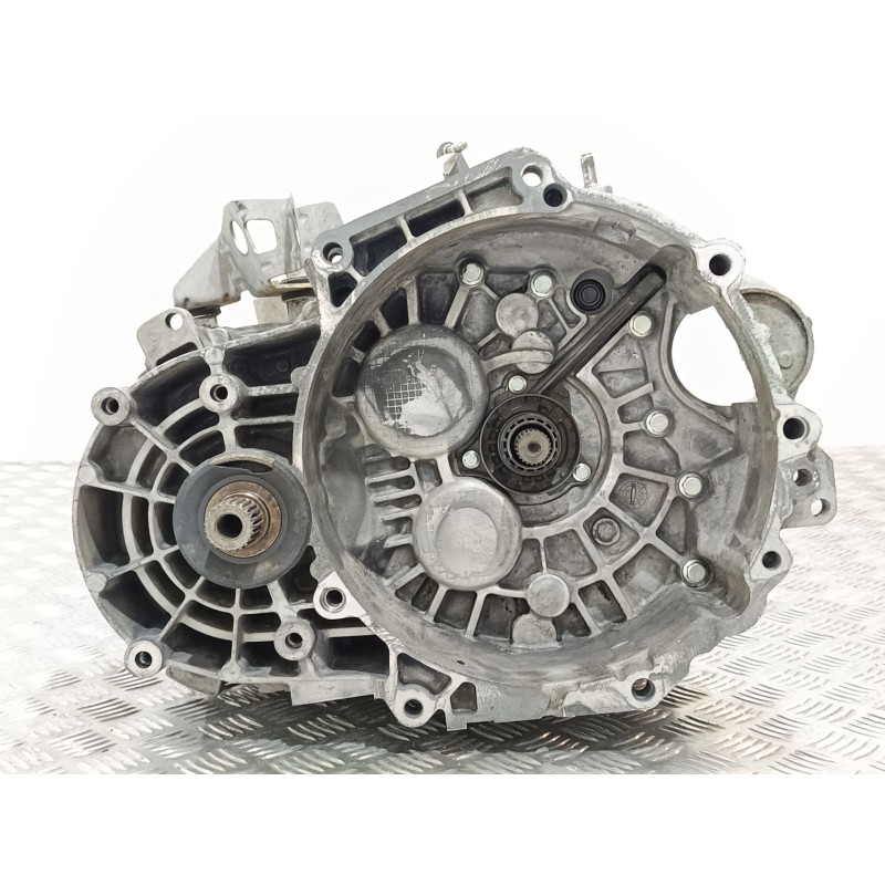 Recambio de caja cambios para volkswagen touran (1t1) advance referencia OEM IAM GNE  