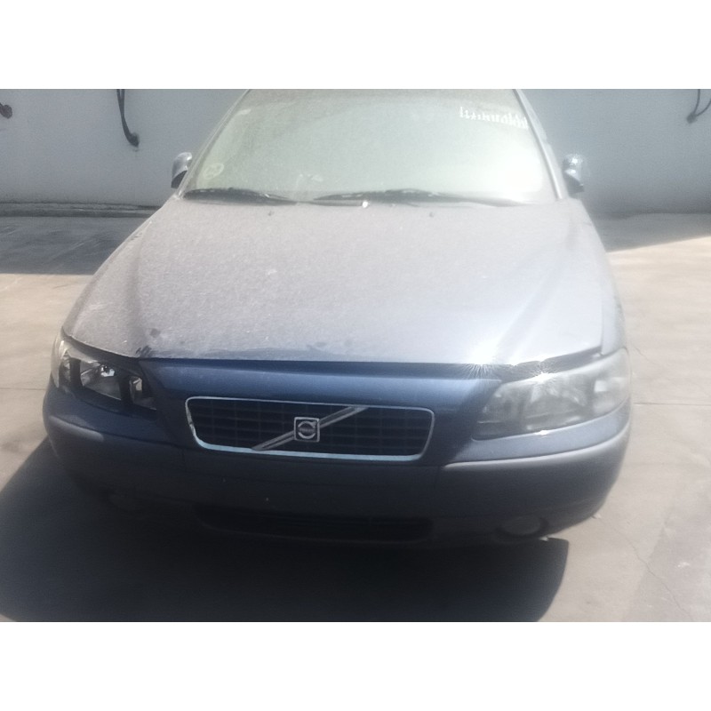 volvo s60 berlina del año 2002