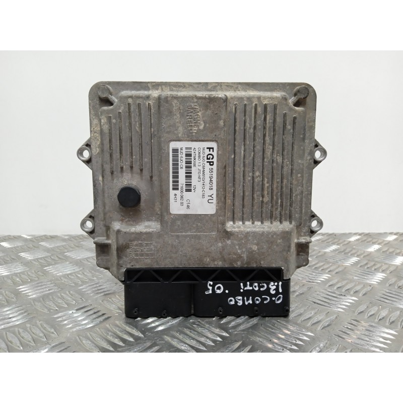 Recambio de centralita motor uce para opel combo (corsa c) familiar referencia OEM IAM 55194018  