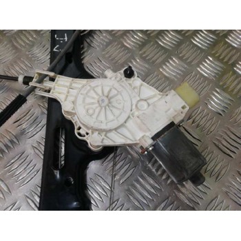 Recambio de elevalunas delantero izquierdo para bmw serie 1 berlina (e81/e87) 116i referencia OEM IAM 0130822226 6927027 7067795