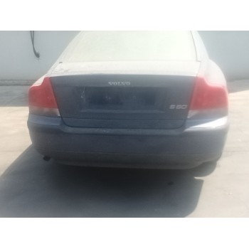 volvo s60 berlina del año 2002