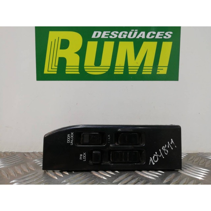 Recambio de mando elevalunas delantero izquierdo para nissan terrano (wd21) 2.7 td referencia OEM IAM TS37531  