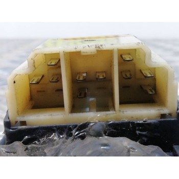 Recambio de mando elevalunas delantero izquierdo para nissan terrano (wd21) 2.7 td referencia OEM IAM TS37531  