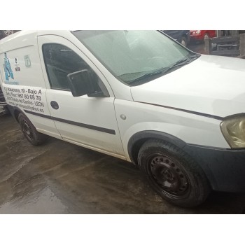 opel combo (corsa c) del año 2005