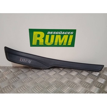 GUARNECIDO PUERTA TRASERA IZQUIERDA 51477060285 