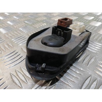Recambio de mando elevalunas delantero izquierdo para renault safrane (b54) 2.2 si referencia OEM IAM 7700808035 77008119 