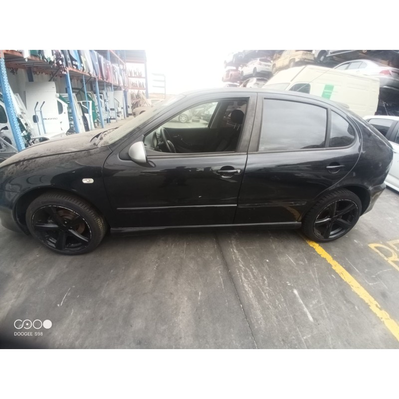 SEAT LEON (1M1)