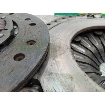 Recambio de kit embrague para audi a4 berlina (b5) 2.5 tdi referencia OEM IAM 059141031  