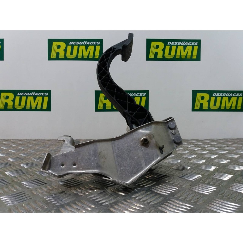 Recambio de pedal embrague para opel vectra c berlina elegance referencia OEM IAM 9156593  