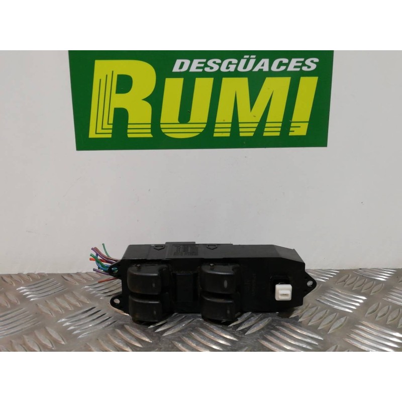 Recambio de mando elevalunas delantero izquierdo para daewoo nubira berlina classic cdx referencia OEM IAM 96190771  
