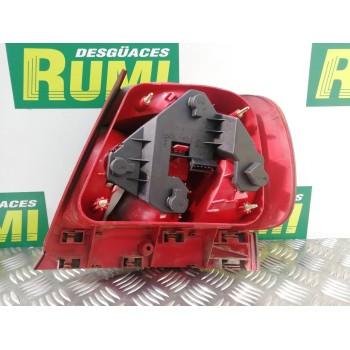 Recambio de piloto trasero izquierdo para audi a4 berlina (b5) 1.9 tdi referencia OEM IAM   