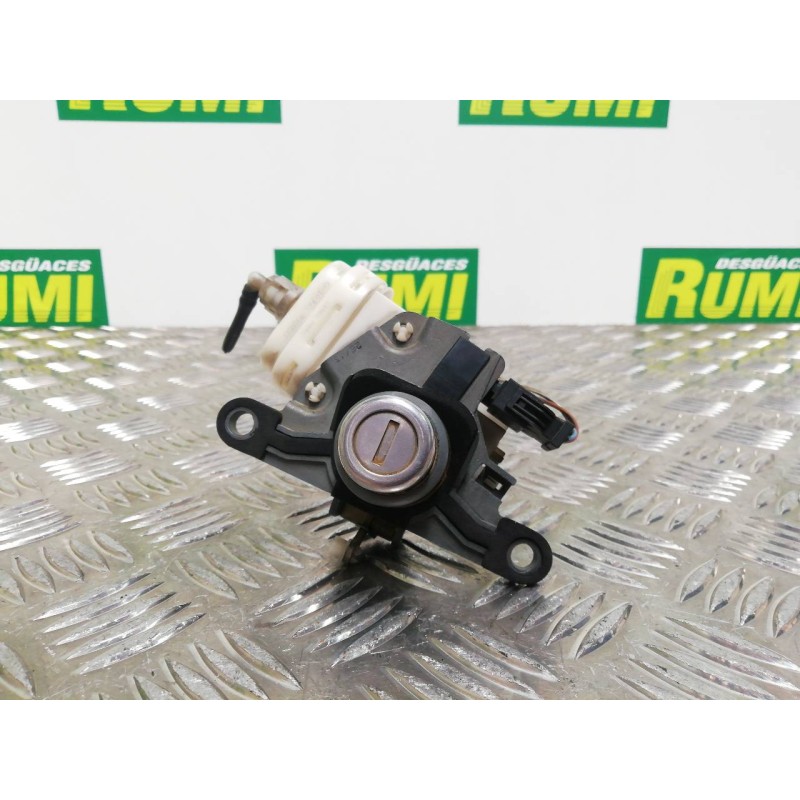 Recambio de maneta exterior porton para audi a4 berlina (b5) 1.9 tdi referencia OEM IAM 8D0862055  