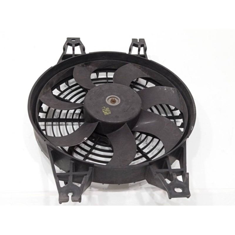 Recambio de electroventilador radiador aire acondicionado para kia carens 2.0 crdi ex monovolumen referencia OEM IAM A00514600  
