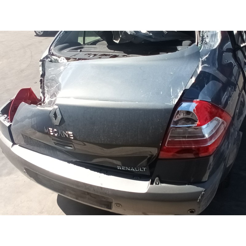 renault megane ii classic berlina del año 2007