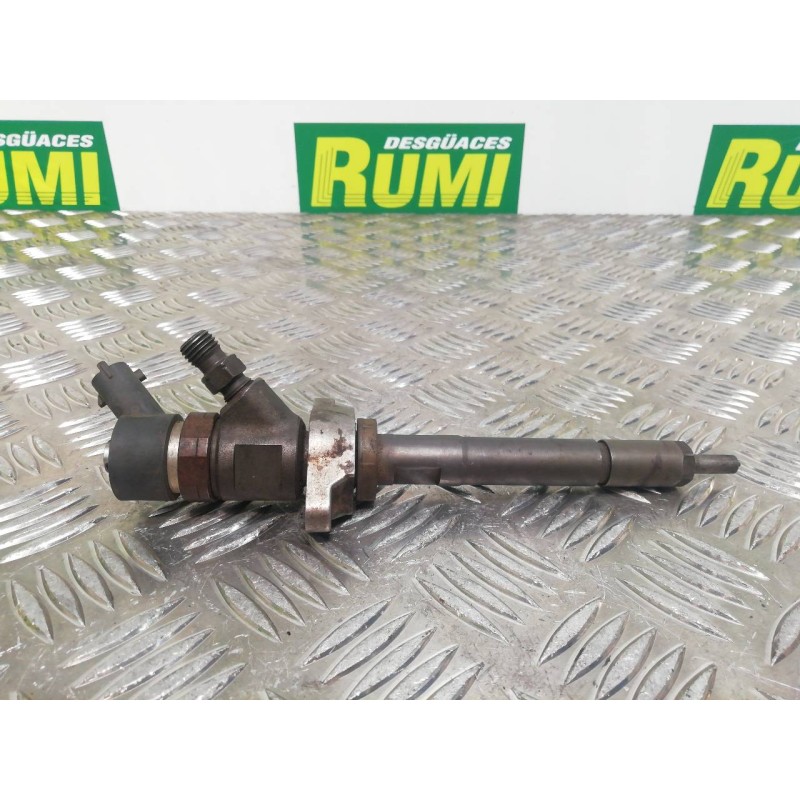 Recambio de inyector para ford focus berlina (cap) ambiente (d) referencia OEM IAM 0445110239  