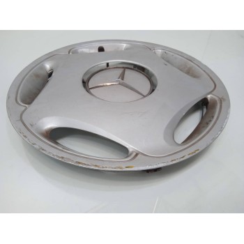 Recambio de tapacubos para mercedes-benz clase e (w210) berlina diesel referencia OEM IAM A2104010124  