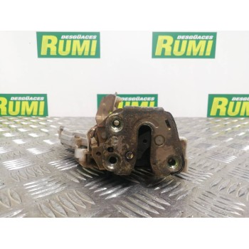 Recambio de cerradura puerta trasera izquierda para nissan terrano/terrano.ii (r20) aventura referencia OEM IAM   