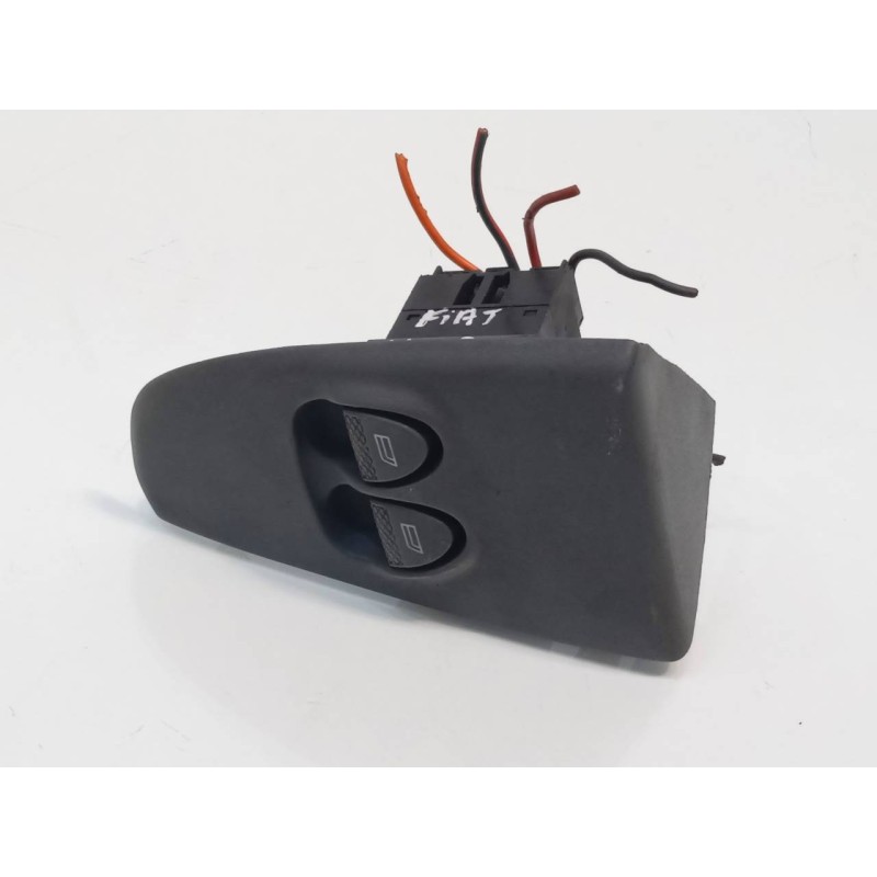 Recambio de mando elevalunas delantero izquierdo para fiat marea weekend (185) referencia OEM IAM   