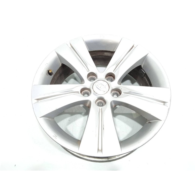Recambio de llanta para kia sportage referencia OEM IAM 529103U200  