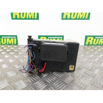 Recambio de caja reles / fusibles para ford mondeo familiar (gd) ambiente referencia OEM IAM 93BG14K150AD  