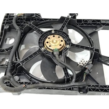 Recambio de panel frontal para renault master bus bus l3h2 techo elevado, 16 - plazas referencia OEM IAM 870758M  