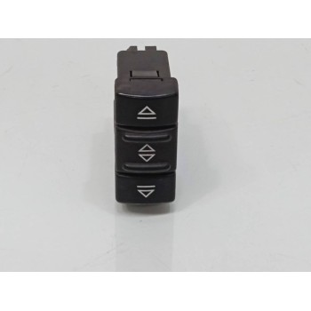 Recambio de mando elevalunas delantero izquierdo para renault master bus bus l3h2 techo elevado, 16 - plazas referencia OEM IAM 