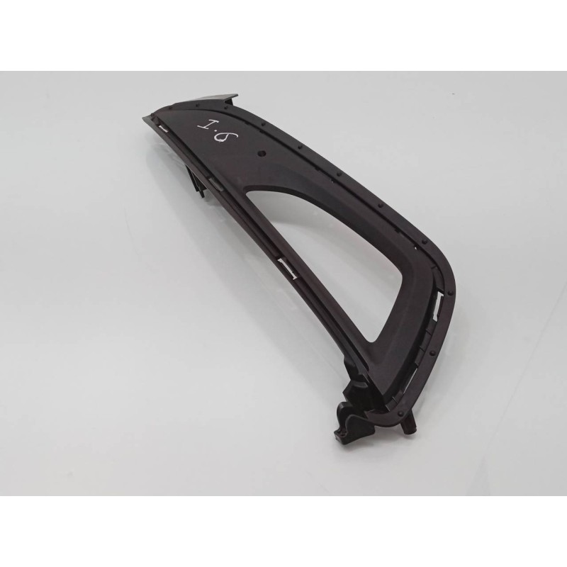 Recambio de rejilla paragolpes izquierda para hyundai tucson 1.7 crdi cat referencia OEM IAM 86525D7100  