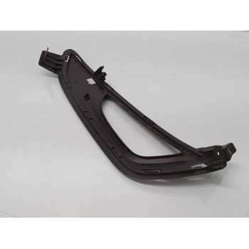 Recambio de rejilla paragolpes izquierda para hyundai tucson 1.7 crdi cat referencia OEM IAM 86525D7100  