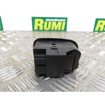 Recambio de mando elevalunas delantero izquierdo para peugeot 206 berlina x-line refri referencia OEM IAM   