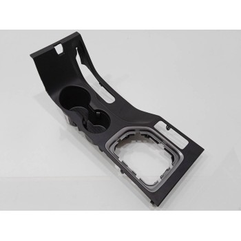 Recambio de moldura para hyundai tucson 1.7 crdi cat referencia OEM IAM 84651D7200  