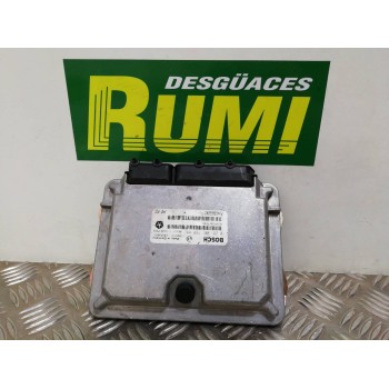 Recambio de centralita motor uce para chrysler voyager (gs) 2.5 td family comfort referencia OEM IAM 0281001768 P04686662AC 