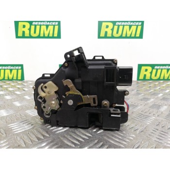 Recambio de cerradura puerta trasera izquierda para audi a4 berlina (8e) 1.9 tdi (96kw) referencia OEM IAM 8E0839015C  