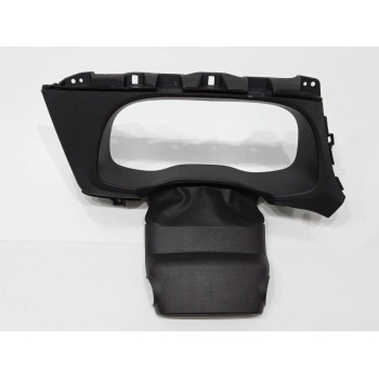 Recambio de moldura para hyundai tucson 1.7 crdi cat referencia OEM IAM 84721D7000  