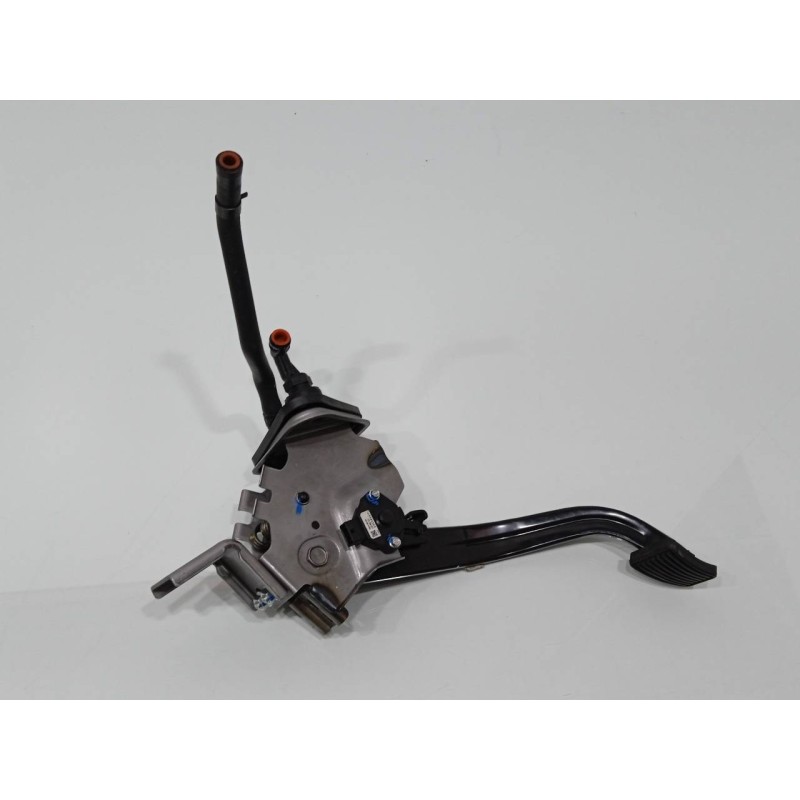 Recambio de pedal embrague para hyundai tucson 1.7 crdi cat referencia OEM IAM 32802D3000  
