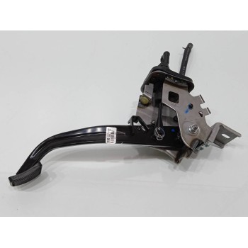 Recambio de pedal embrague para hyundai tucson 1.7 crdi cat referencia OEM IAM 32802D3000  