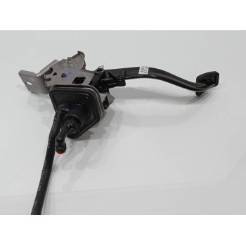 Recambio de pedal embrague para hyundai tucson 1.7 crdi cat referencia OEM IAM 32802D3000  