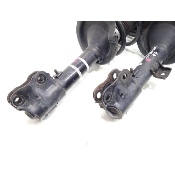 Recambio de juego amortiguadores delantero para mitsubishi outlander (cw0) referencia OEM IAM 4060A174  